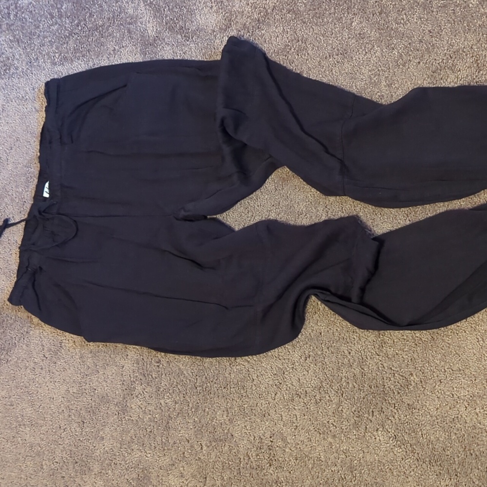 Dress pants. 2 Forv$10